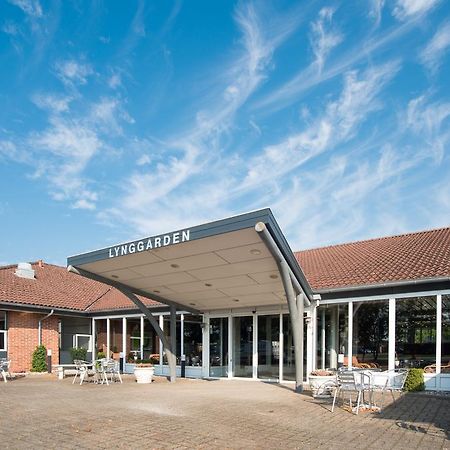 Hotel Lynggaarden Herning Bagian luar foto
