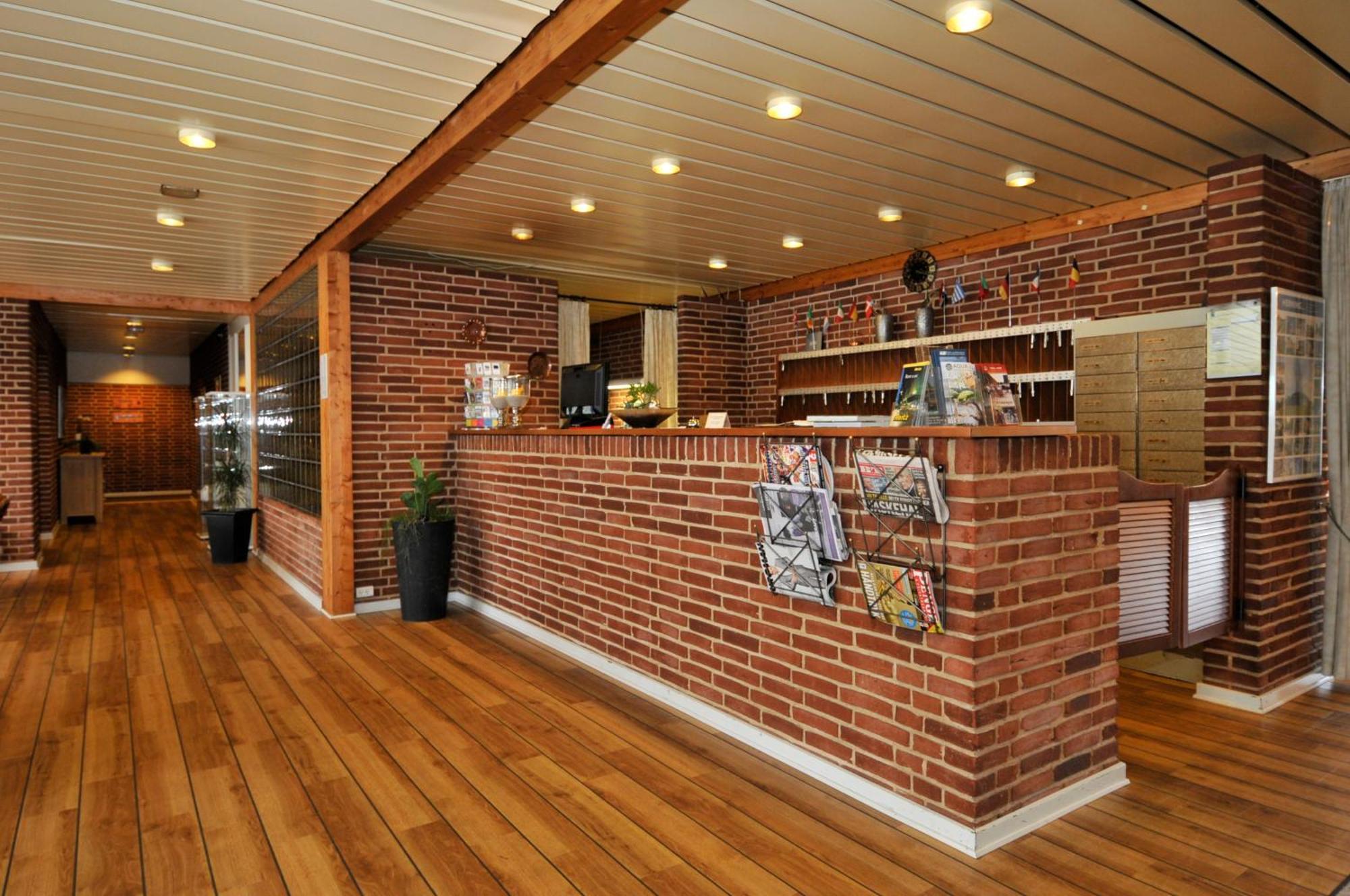 Hotel Lynggaarden Herning Bagian luar foto