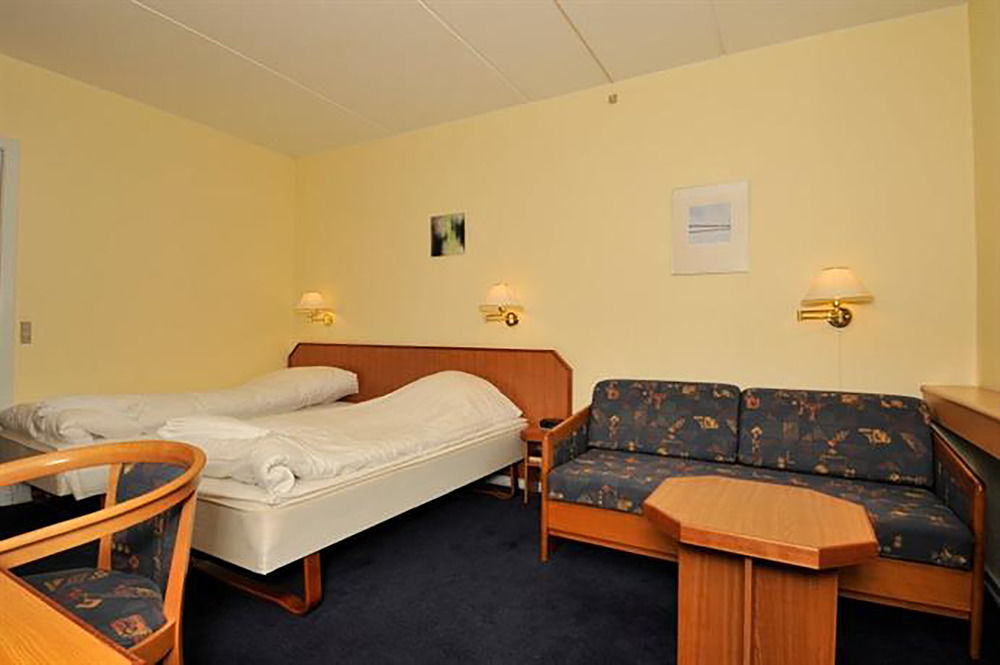 Hotel Lynggaarden Herning Bagian luar foto